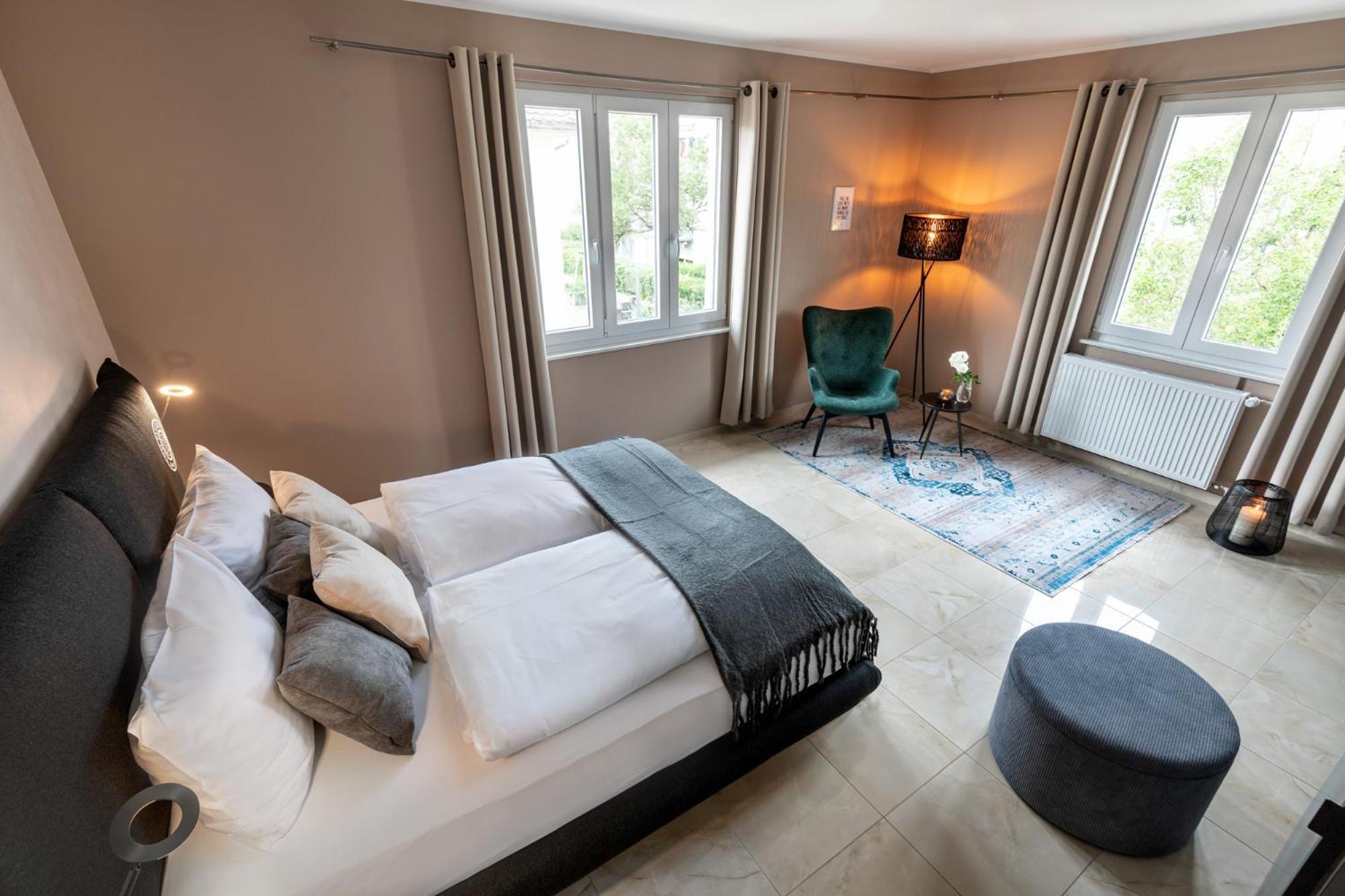 Primera Zimmer Mit Gemeinschaftsbad Зинген Екстериор снимка